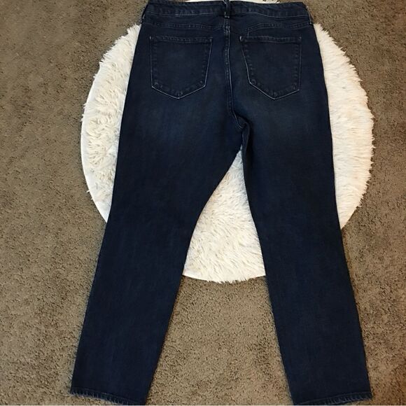OLD NAVY POWER SLIM STRAIGHT DISTRESSED DARK WASH JEANS - Picture 3 of 7